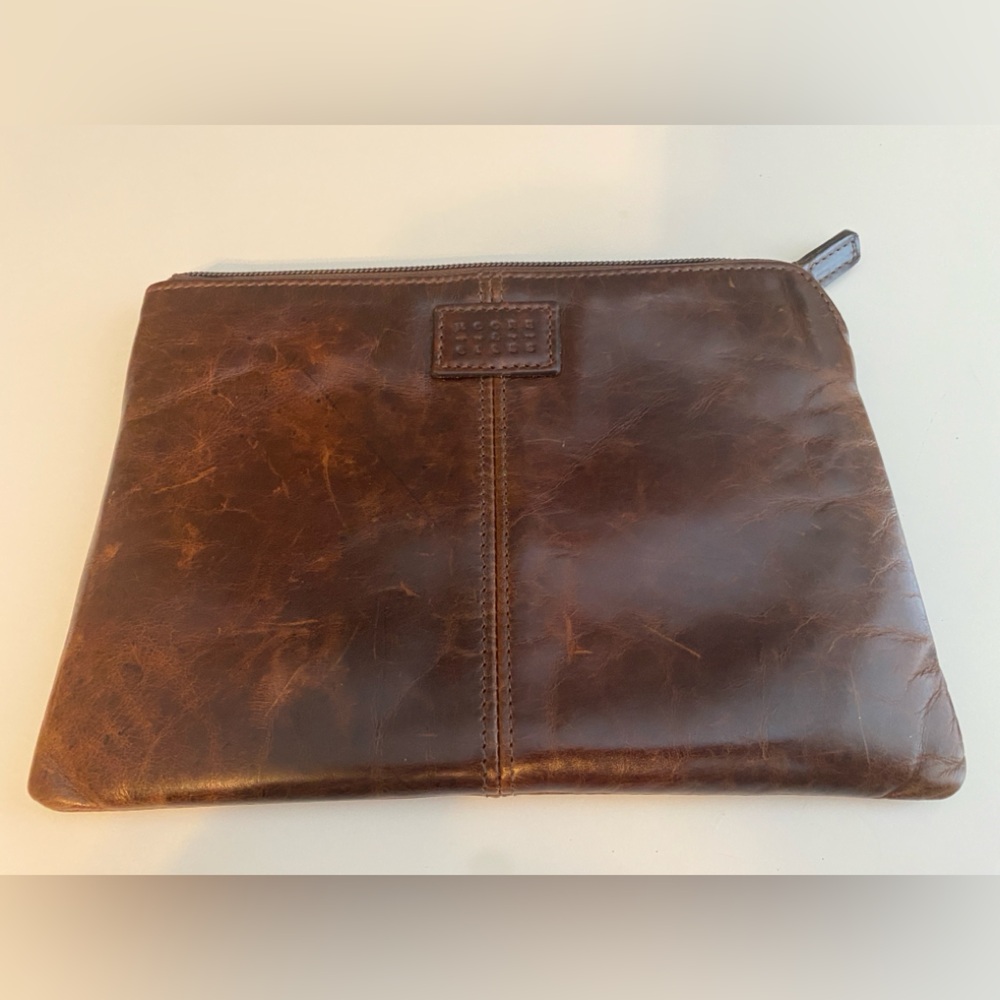 Moore and Giles, Tech Sleeve (or clutch), Brompton Brown Leather, Unisex